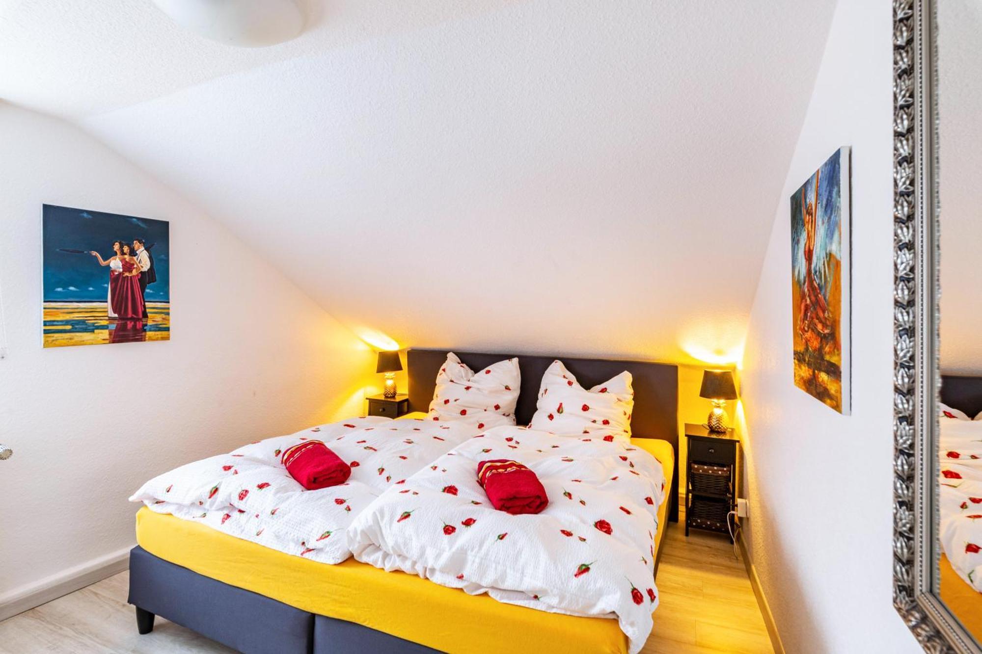 Tapas Restaurante 2 Apartment เฟียร์เซน ภายนอก รูปภาพ